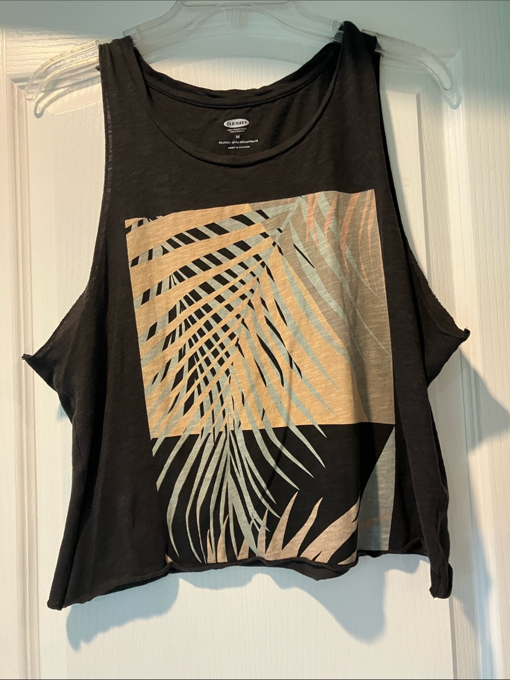 Old Navy Black Palm-Print Cropped Tank